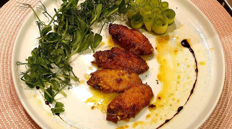 Orange and honey glazed chicken wings