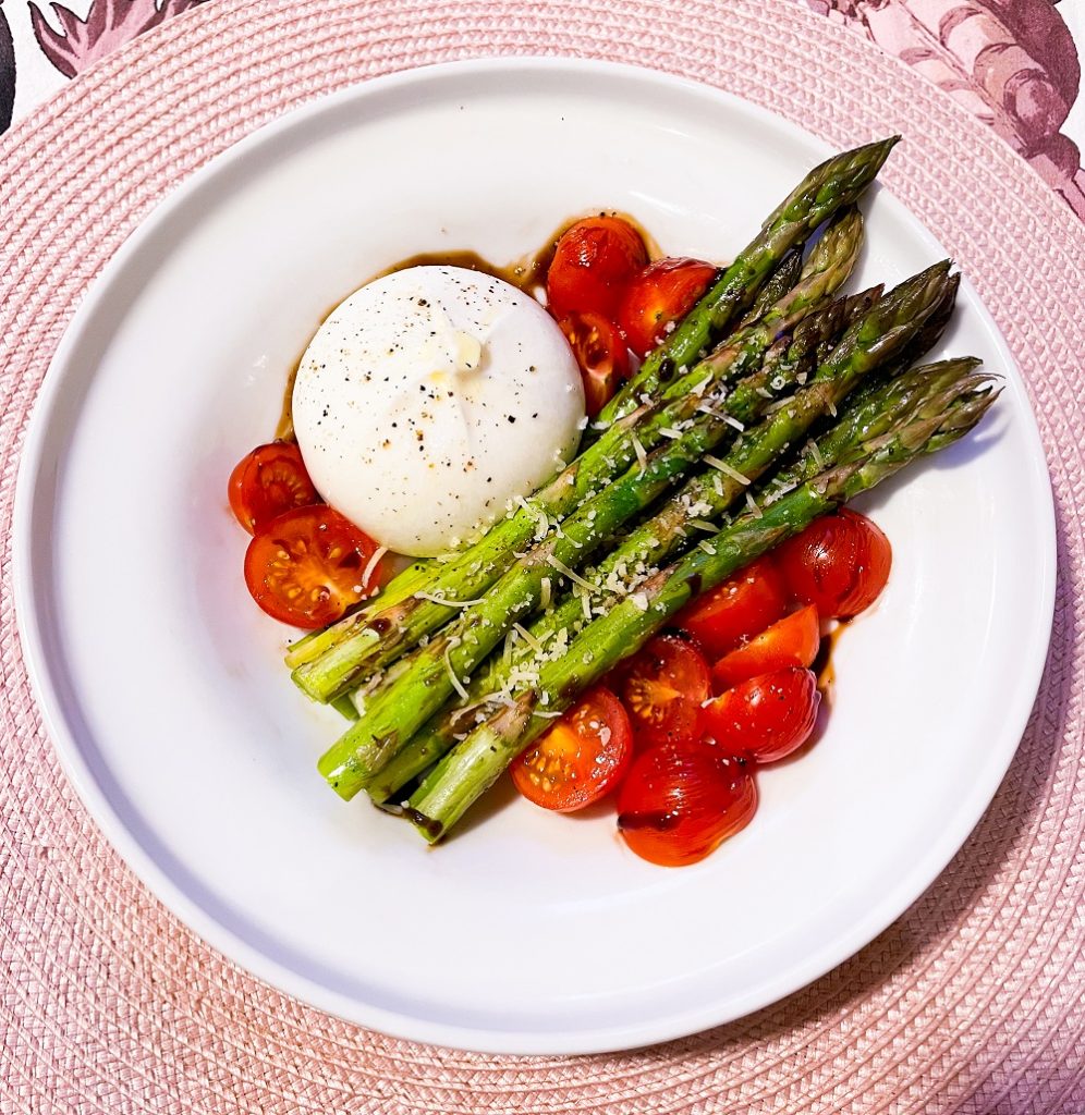 Asparagus with Burrata