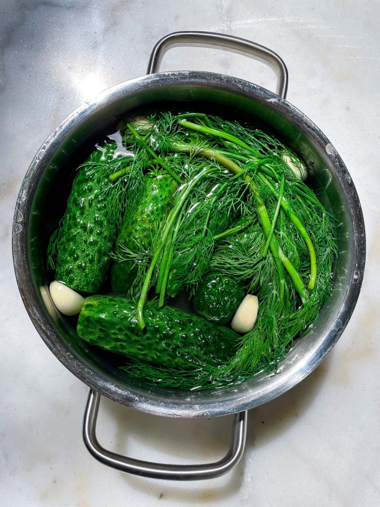 Lightly Salted Pickled Cucumbers