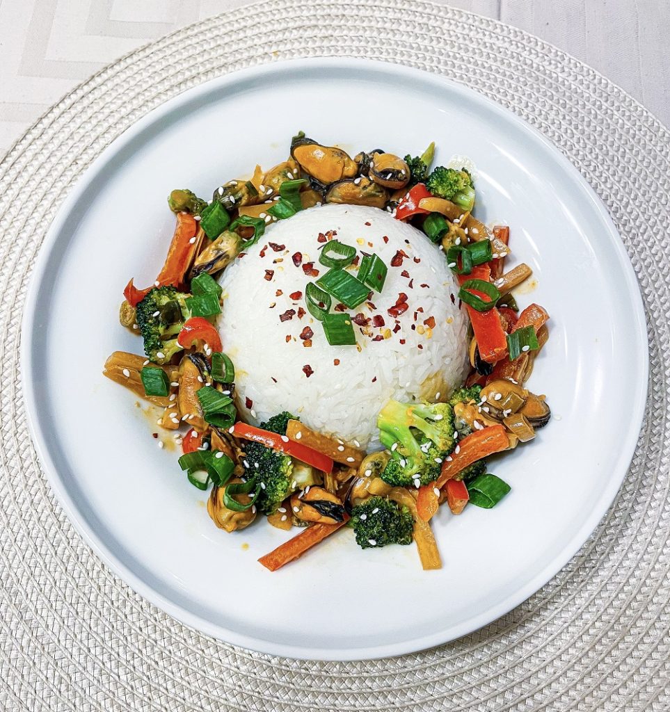 Coconut Mussels with Rice