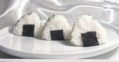 Onigiri With Tuna