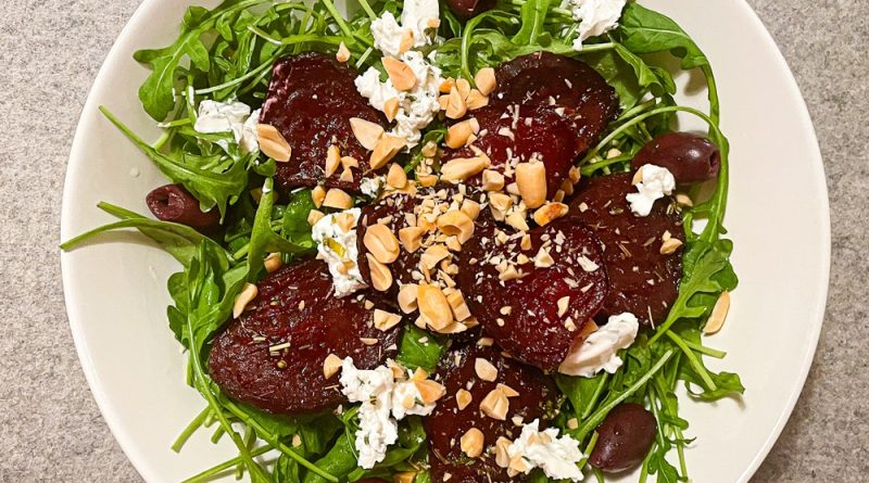 Beetroot Salad with Goat Cheese and Peanuts