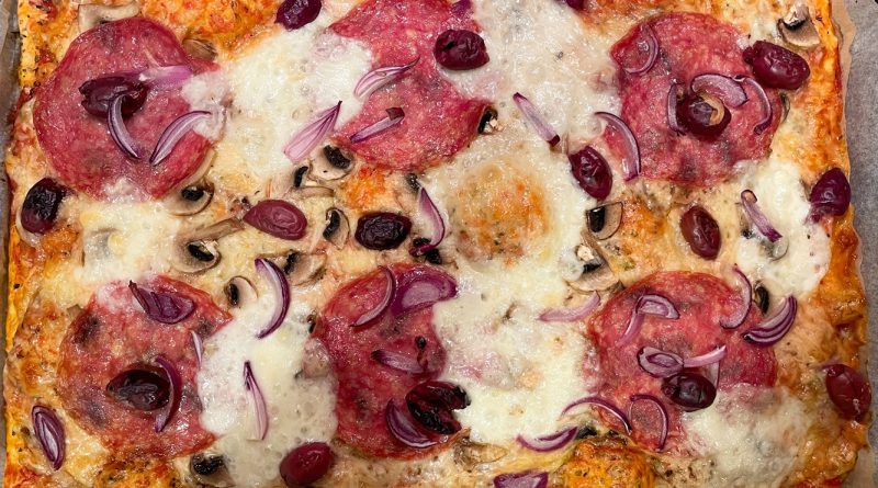 Mediterranean Delight Pizza