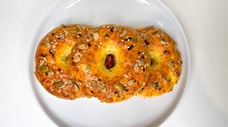 Cheesy Quark Bagels