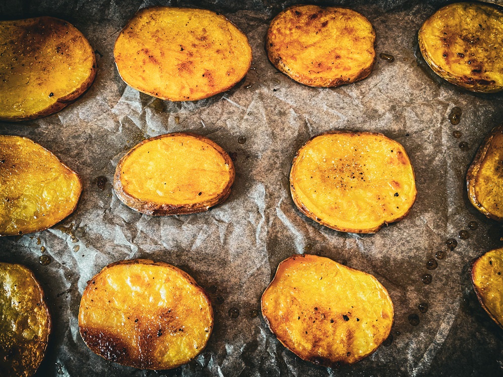 Crispy Paprika Potato Slices