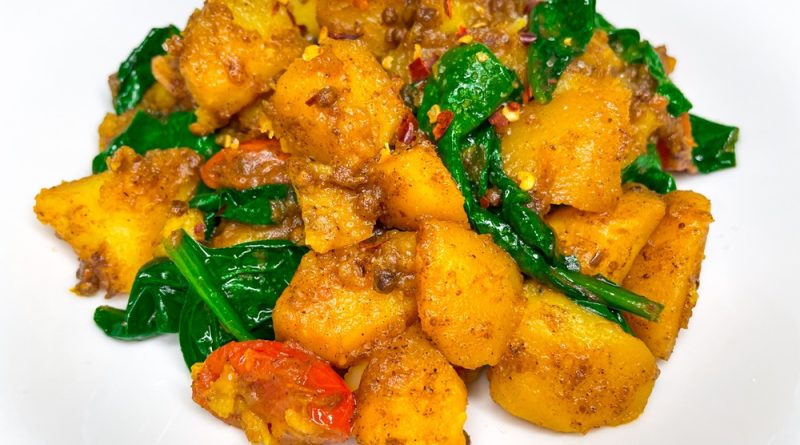Potato and Spinach Curry