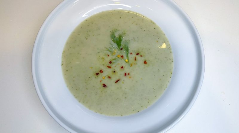 Creamy Broccoli Soup with Cheese