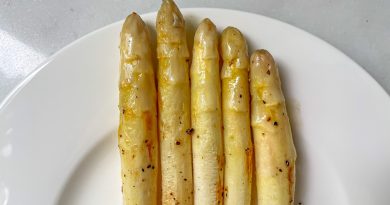 Pan-Fried White Asparagus