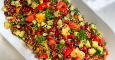 Halloumi Salad with Pomegranate and Tahini Sauce