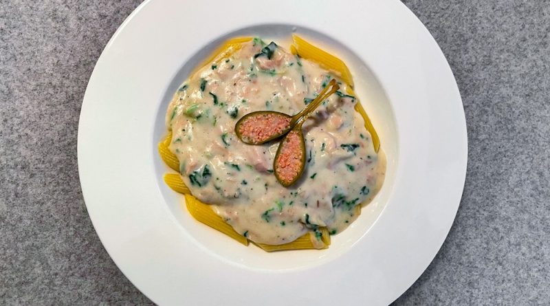Creamy Spinach and Tuna Pasta