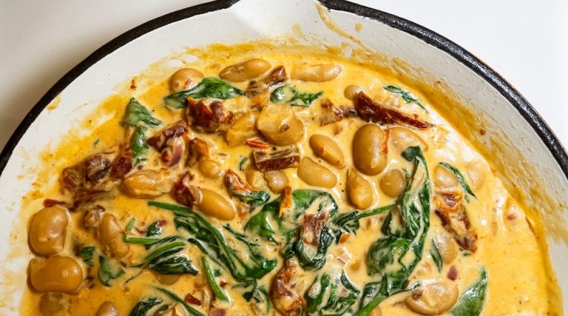 Creamy White Bean and Spinach Skillet with Sundried Tomatoes