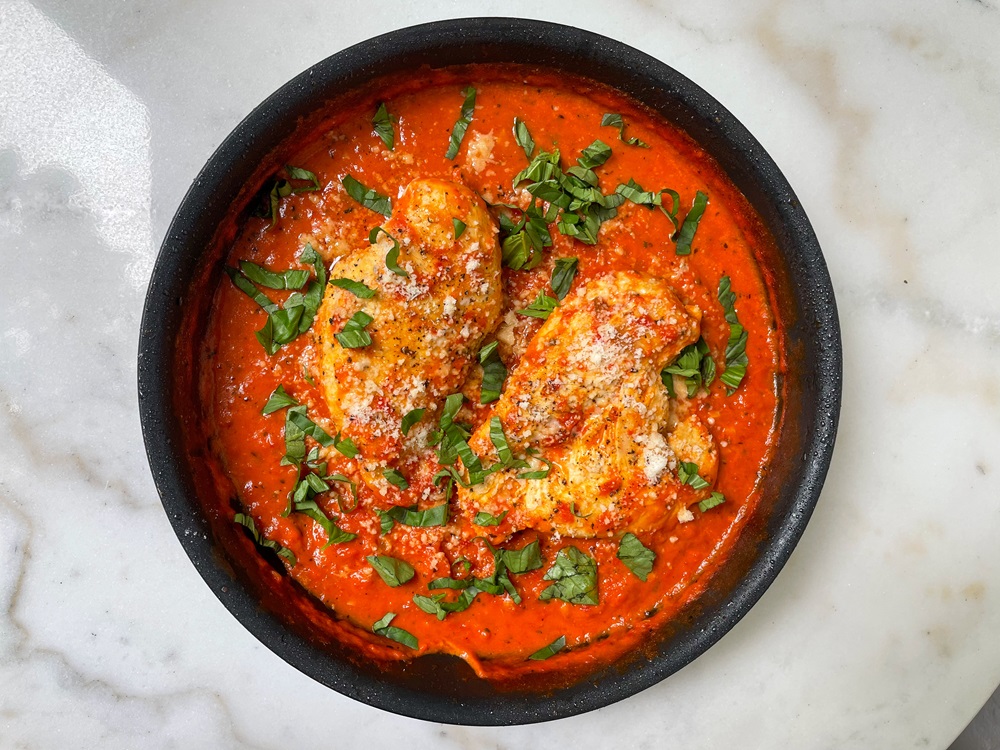 Creamy Tomato Basil Chicken Breasts