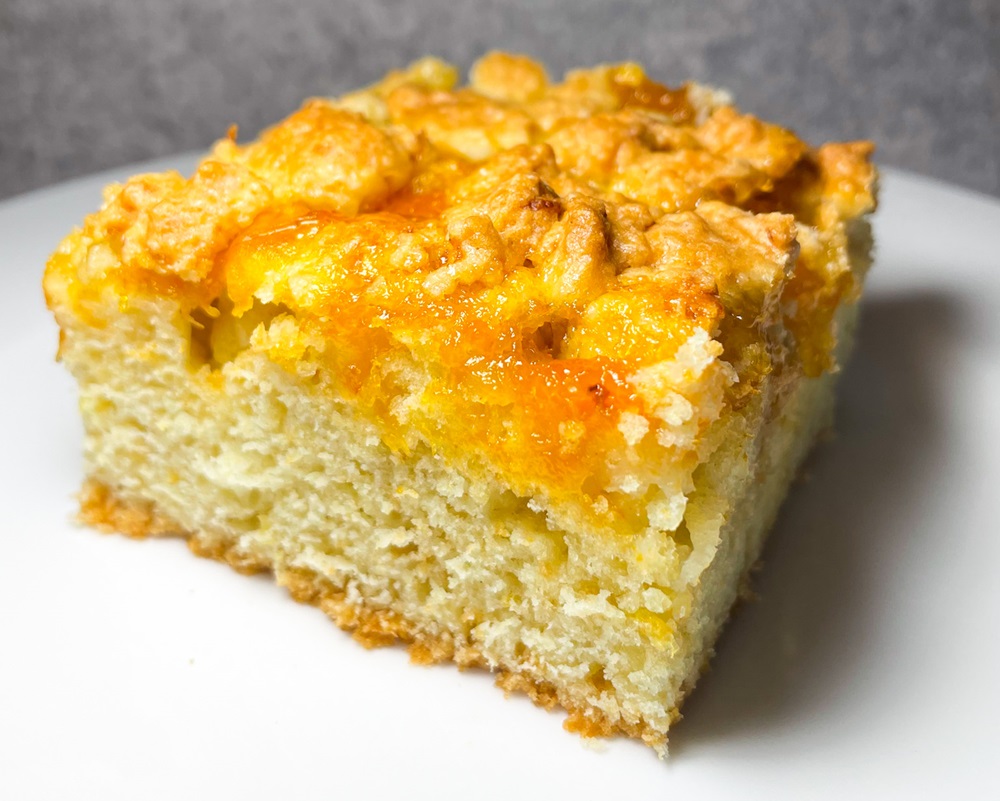Apricot Jam Crumble Cake