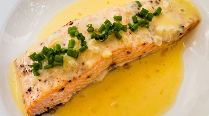 Baked Salmon with Lemon Butter Sauce