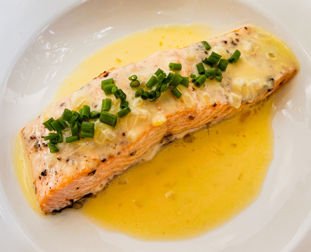 Baked Salmon with Lemon Butter Sauce