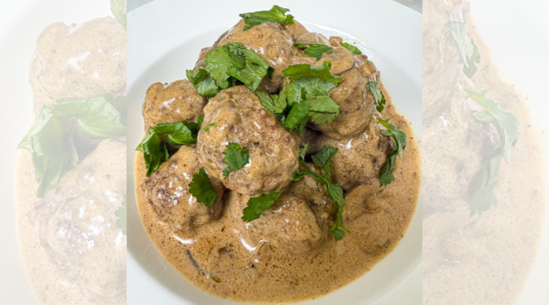 Meatballs in Creamy Mushroom Sauce