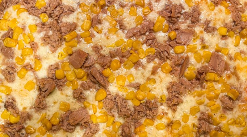 Tuna and Sweet Corn Pizza