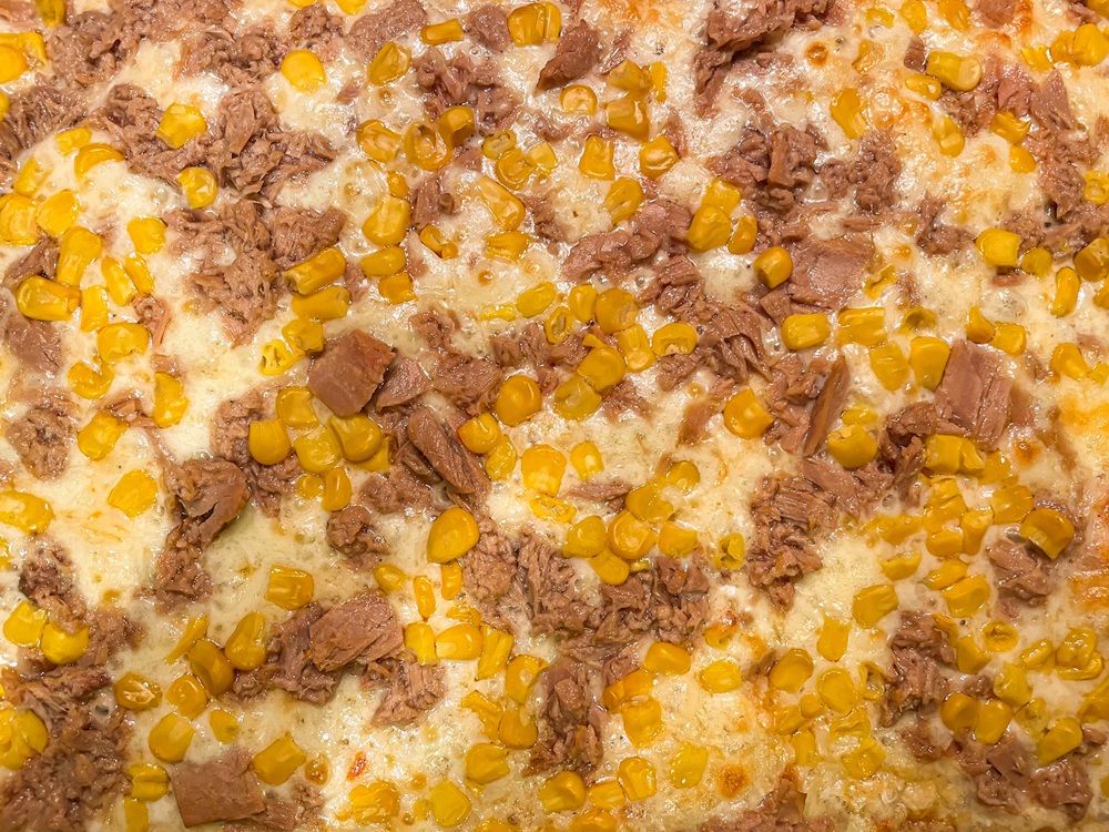 Tuna and Sweet Corn Pizza