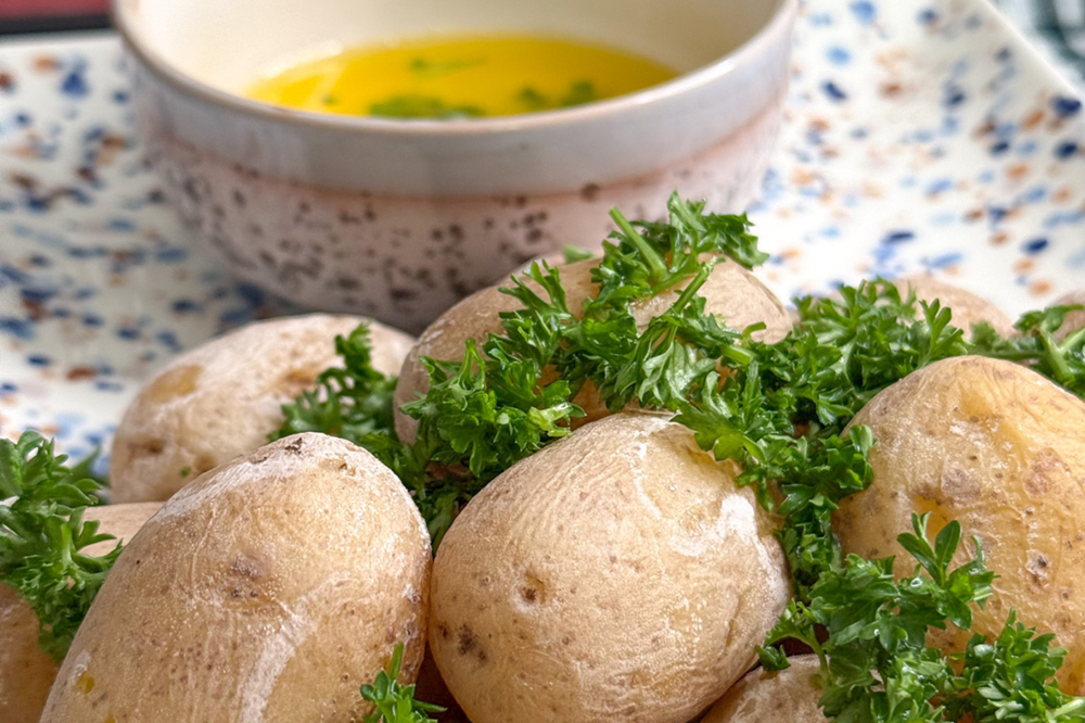 Salt-Crusted Potatoes with Melted Butter and Parsley