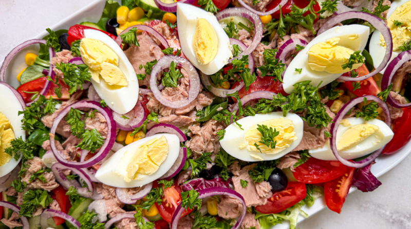 Fresh Tuna Salad Platter