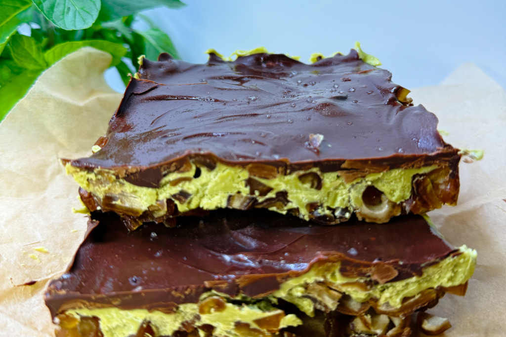 Pistachio Date Chocolate Bars
