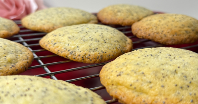 Lemon Poppy Seed Cookies